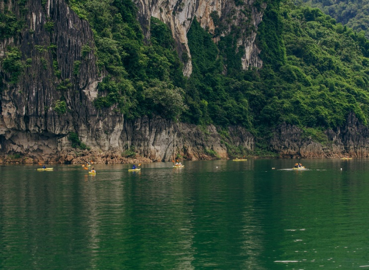 hồ 2